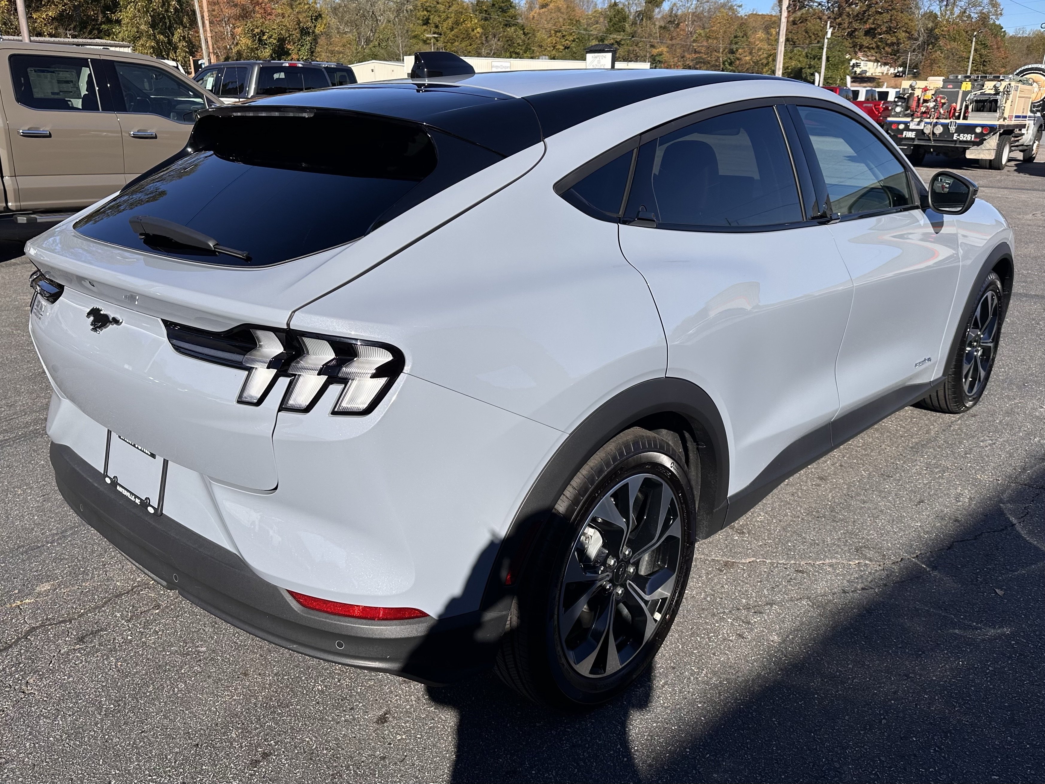 Certified 2026 Ford Mustang Mach-E Select AWD/4WD image 6