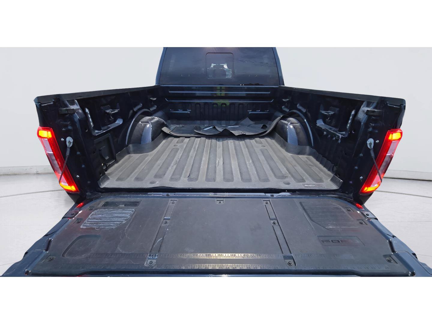 Used 2023 Ford F150 King Ranch w/ Equipment Group 601A High AWD/4WD image 10