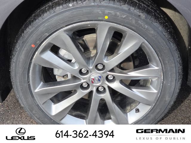 Used 2022 Buick Envision Avenir w/ Technology Package II image 16