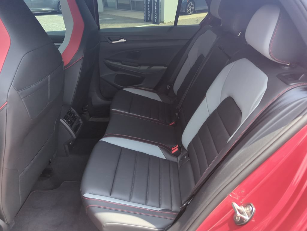 Certified 2026 Volkswagen GTI SE FWD image 30