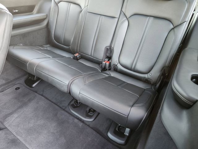 New 2026 Jeep Grand Wagoneer Summit w/ Premium Group III image 24