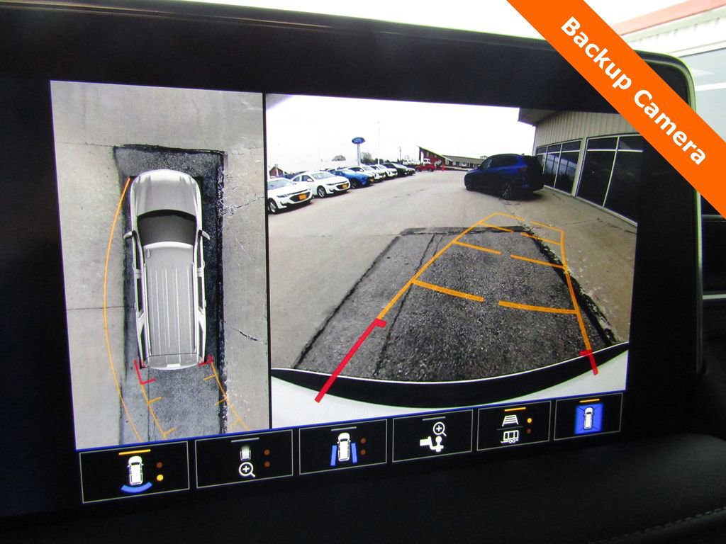 Used 2023 Chevrolet Tahoe Z71 w/ Luxury Package AWD/4WD image 20
