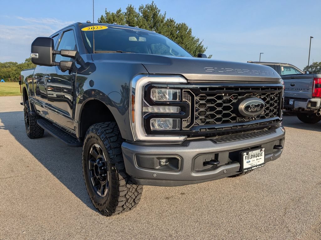 Used 2025 Ford F250 Lariat w/ Lariat Ultimate Package AWD/4WD image 3