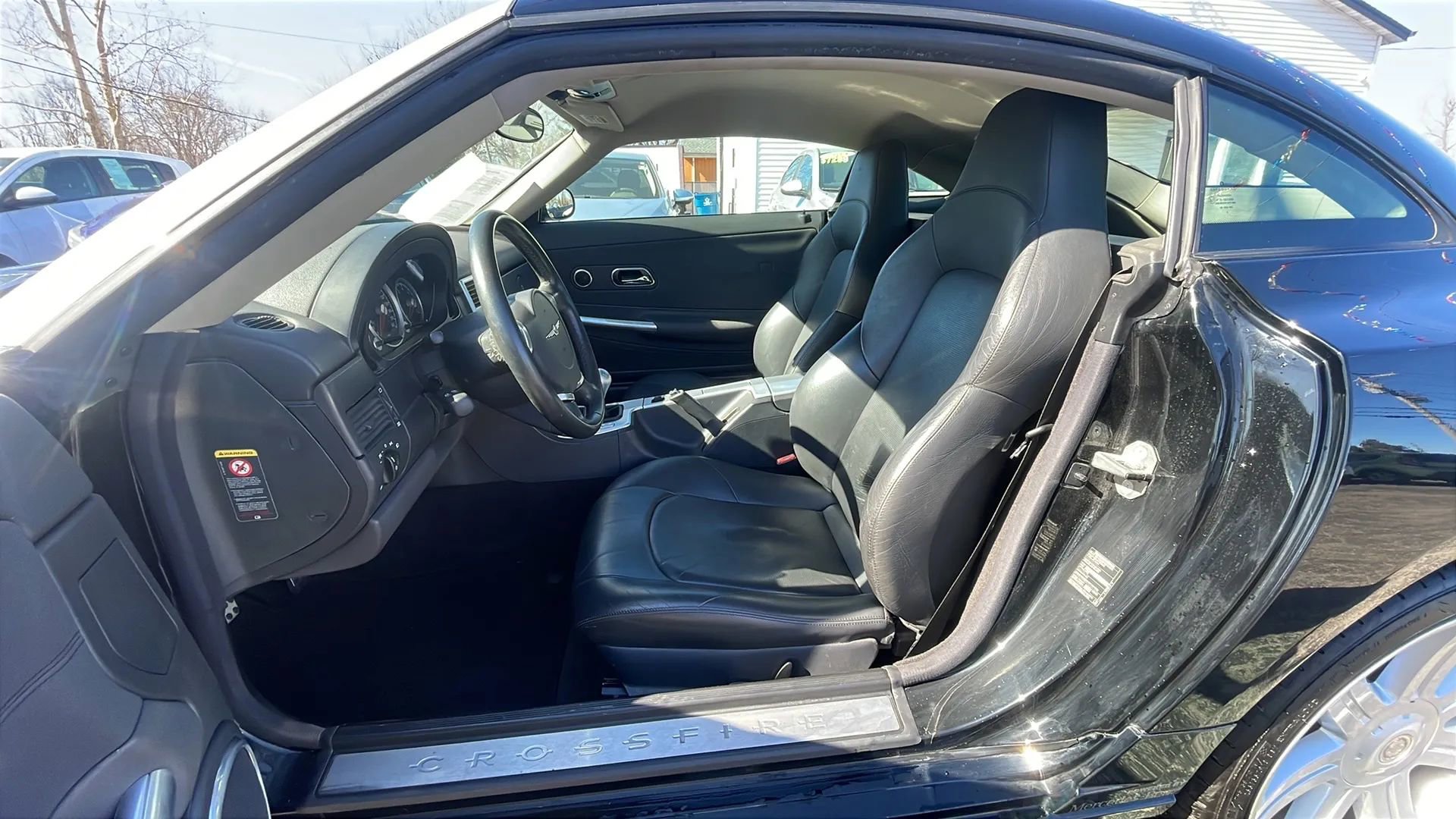 Used 2005 Chrysler Crossfire Limited RWD image 10