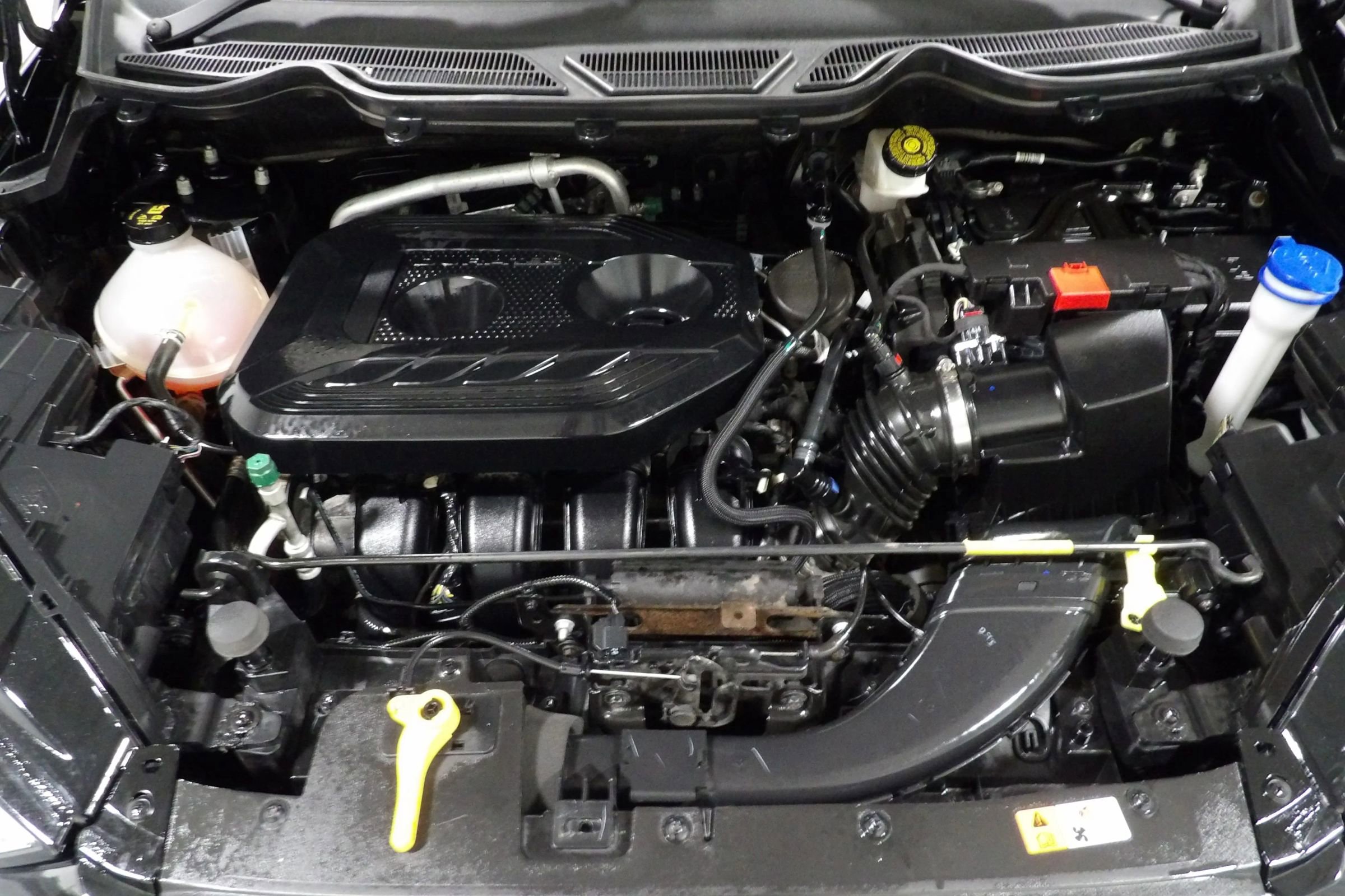 Used 2021 Ford EcoSport Titanium image 19