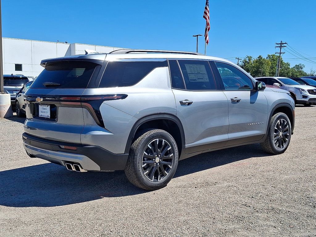 New 2025 Chevrolet Traverse LT w/ Sun and Wheel Package image 7