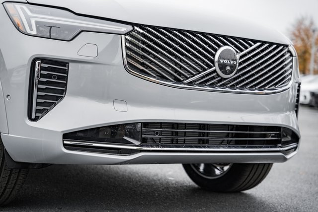New 2026 Volvo XC90 B6 Plus w/ Protection Package Premier image 13