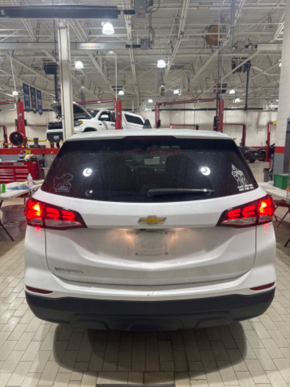 Used 2023 Chevrolet Equinox LS w/ LS Convenience Package image 44