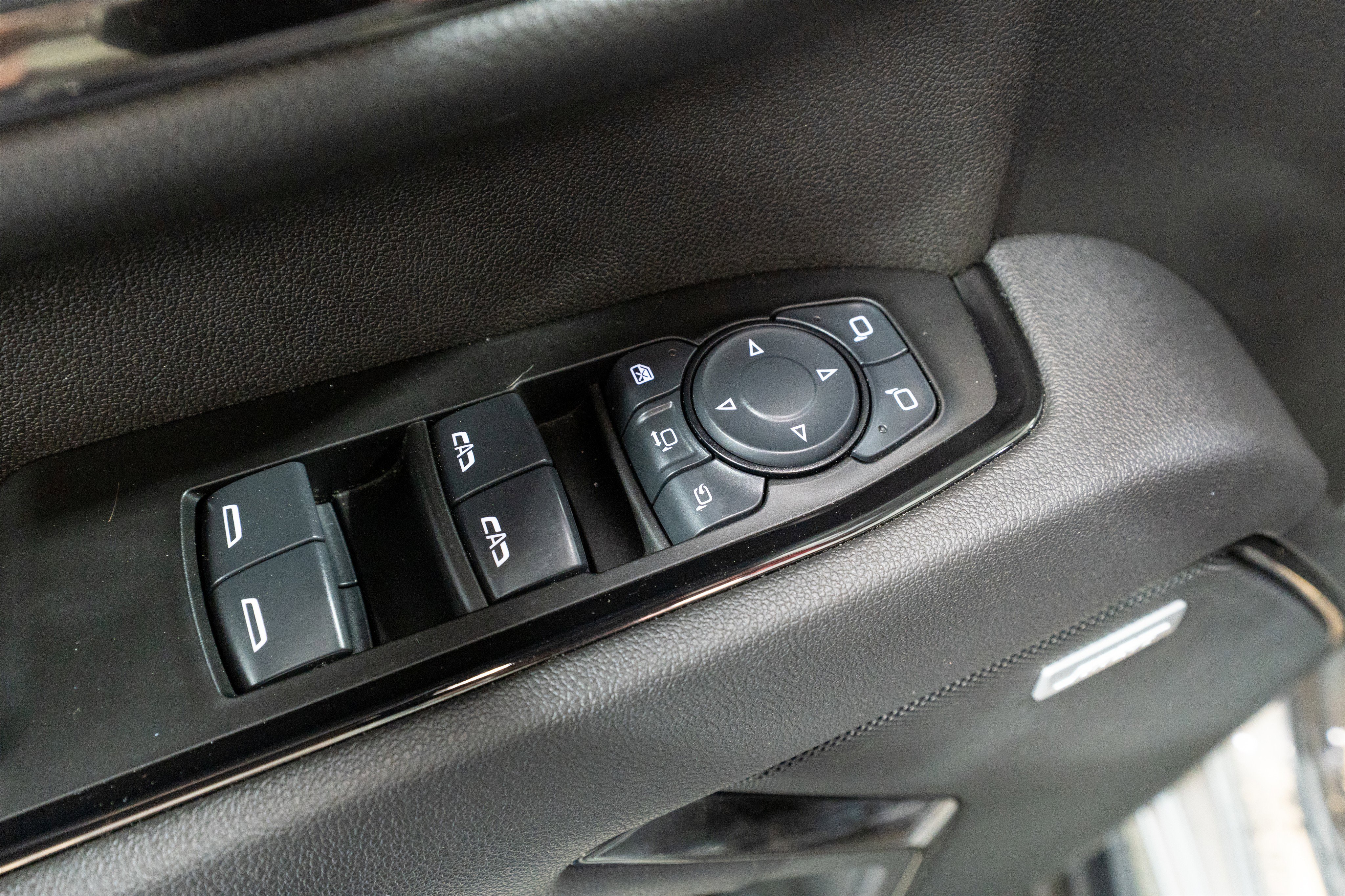 Used 2025 GMC Sierra 2500 AT4 w/ AT4 Premium Plus Package image 18