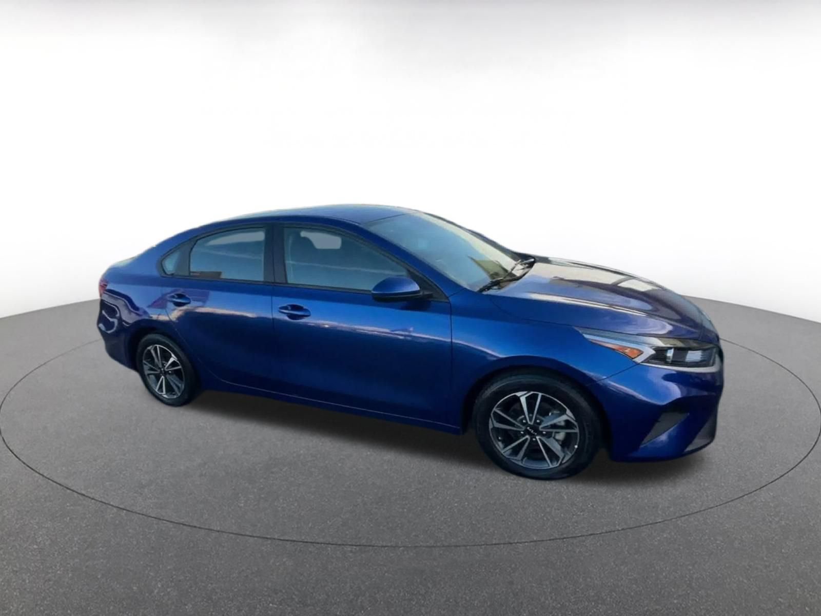 Used 2024 Kia Forte LXS FWD video 2