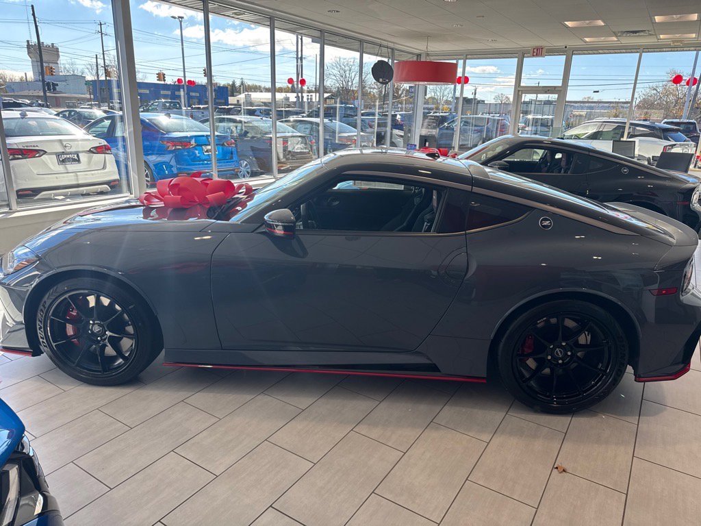 Used 2024 Nissan Z NISMO w/ Floor Mat Package image 4