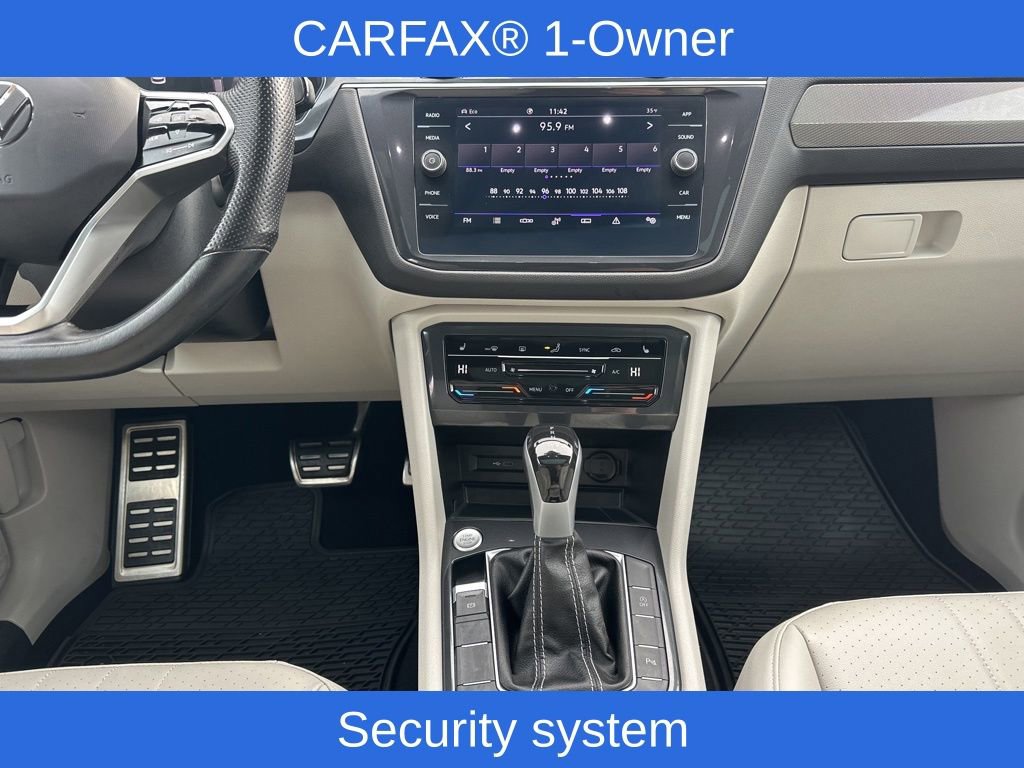 Used 2023 Volkswagen Tiguan SE R-Line image 19