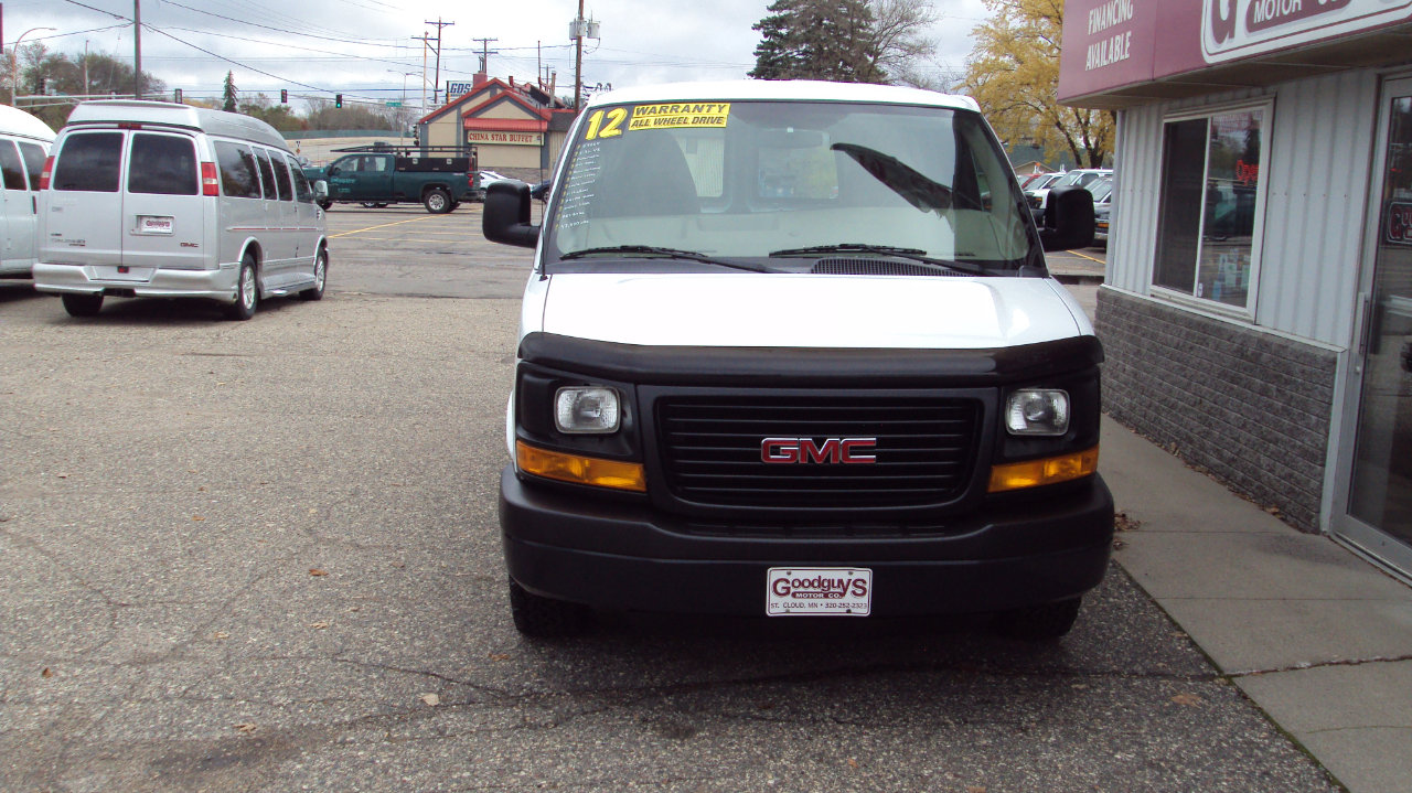 Used 2012 GMC Savana 1500 AWD image 3