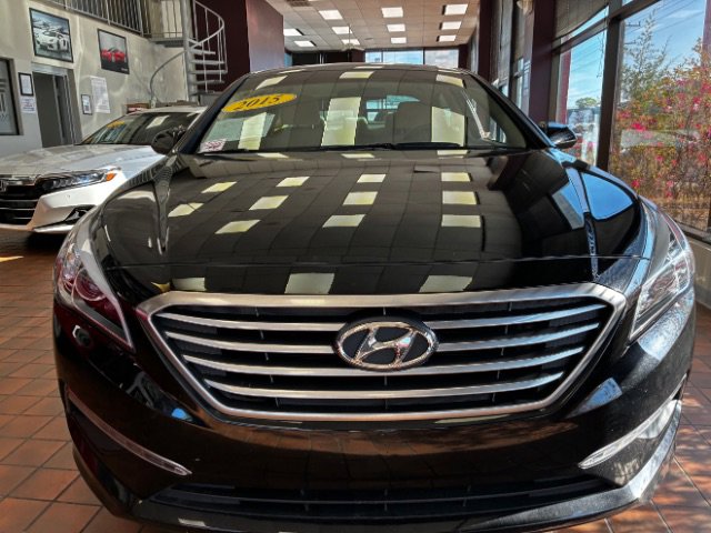 Used 2015 Hyundai Sonata SE FWD image 5
