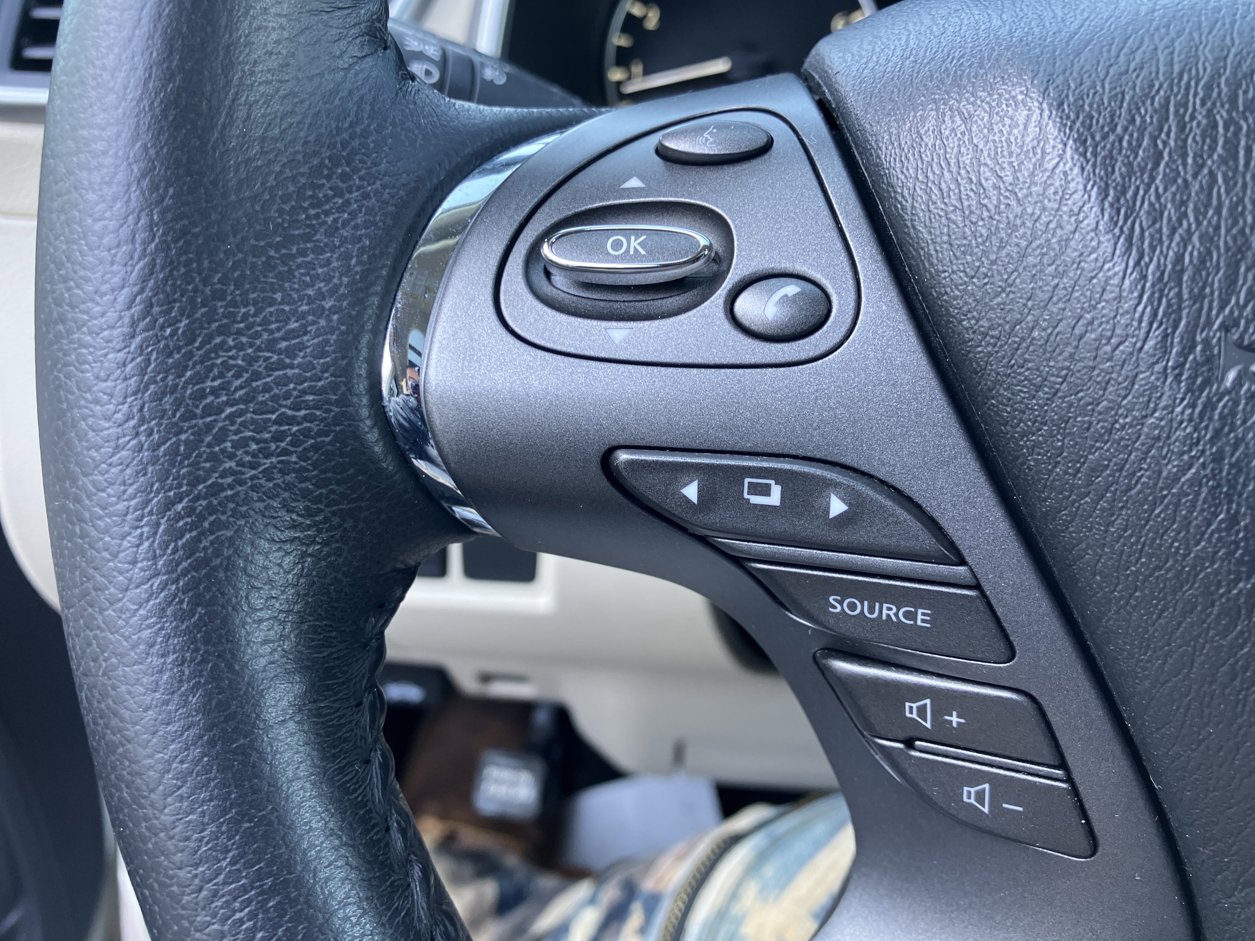 Used 2020 Nissan Murano SL image 26