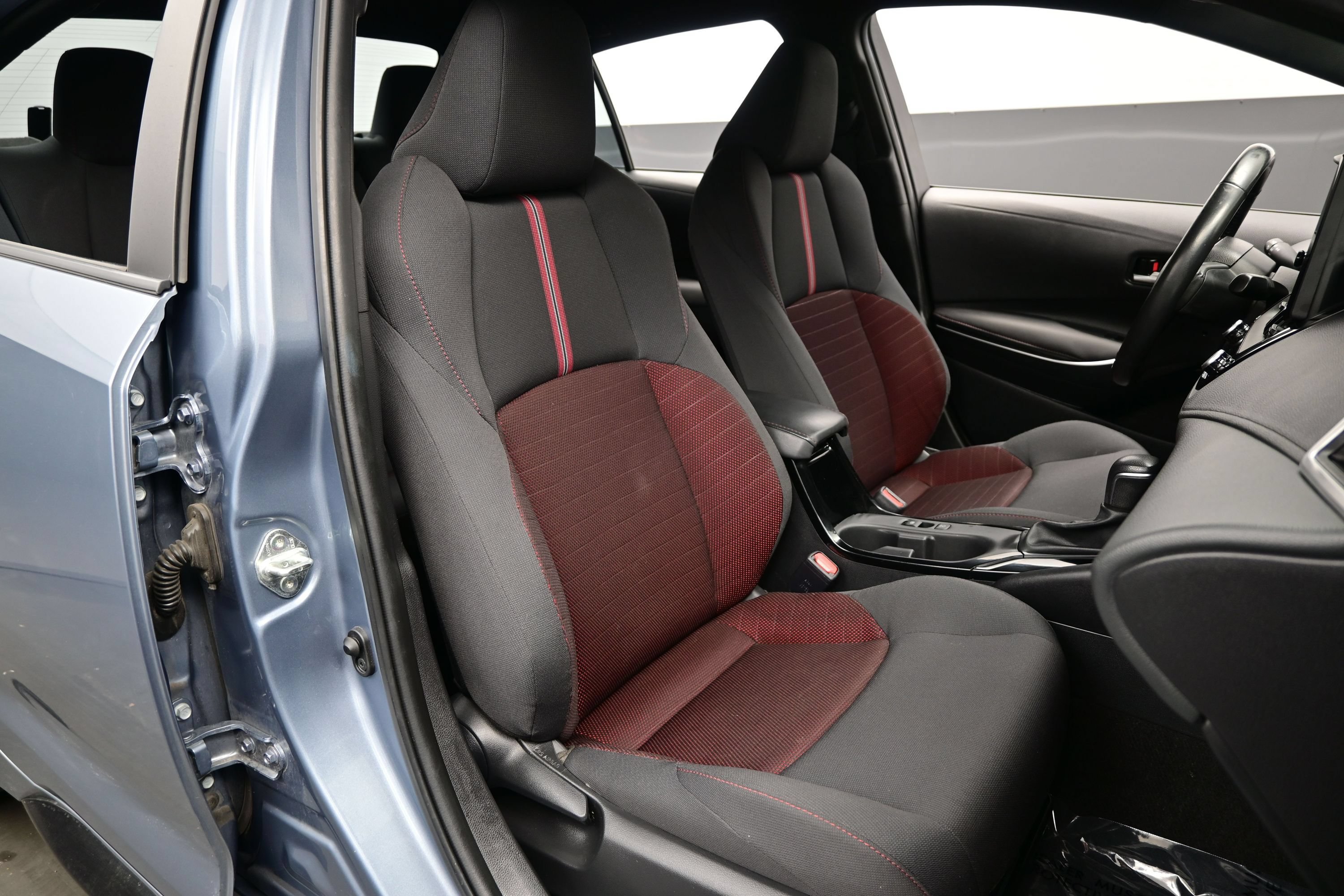 Used 2023 Toyota Corolla SE FWD image 13