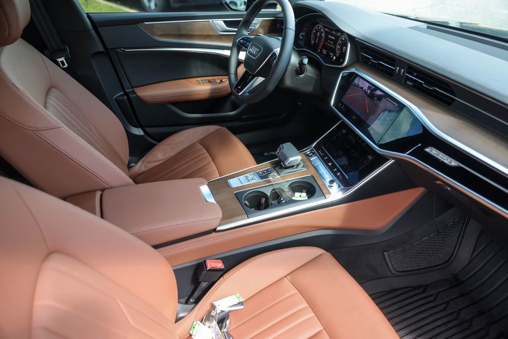 Used 2025 Audi A7 3.0T Premium Plus image 31