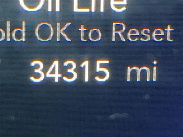 Certified 2024 Chrysler Pacifica Touring-L image 34