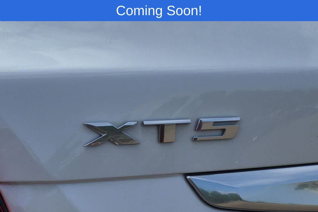 Used 2024 Cadillac XT5 Premium Luxury AWD/4WD image 12