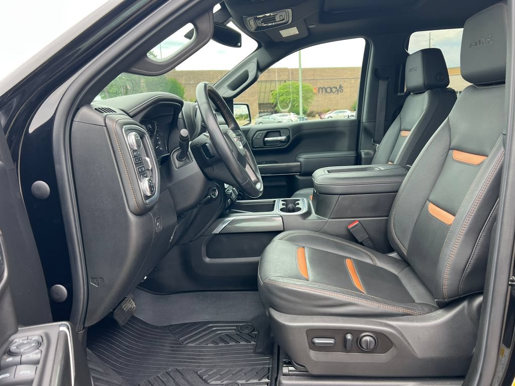 Used 2022 GMC Sierra 1500 AT4 w/ AT4 Preferred Package AWD/4WD image 4