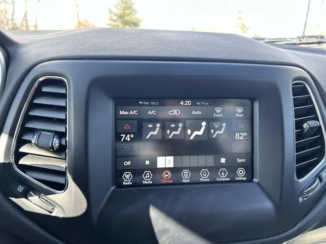 Used 2021 Jeep Compass Latitude image 30