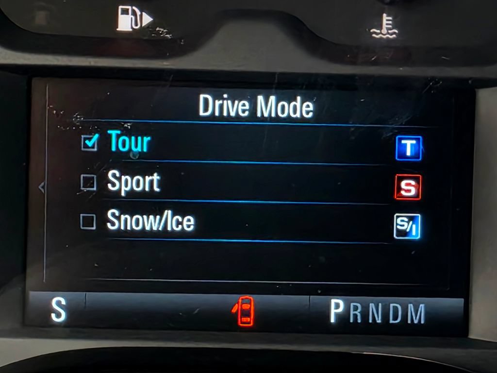 Used 2017 Chevrolet Camaro LT RWD image 31