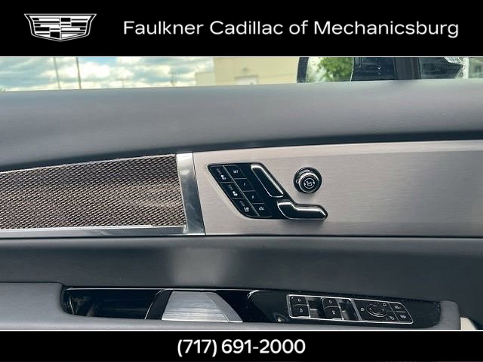 Certified 2026 Cadillac Vistiq Premium Luxury w/ LPO, Floor Liner Package AWD/4WD image 28