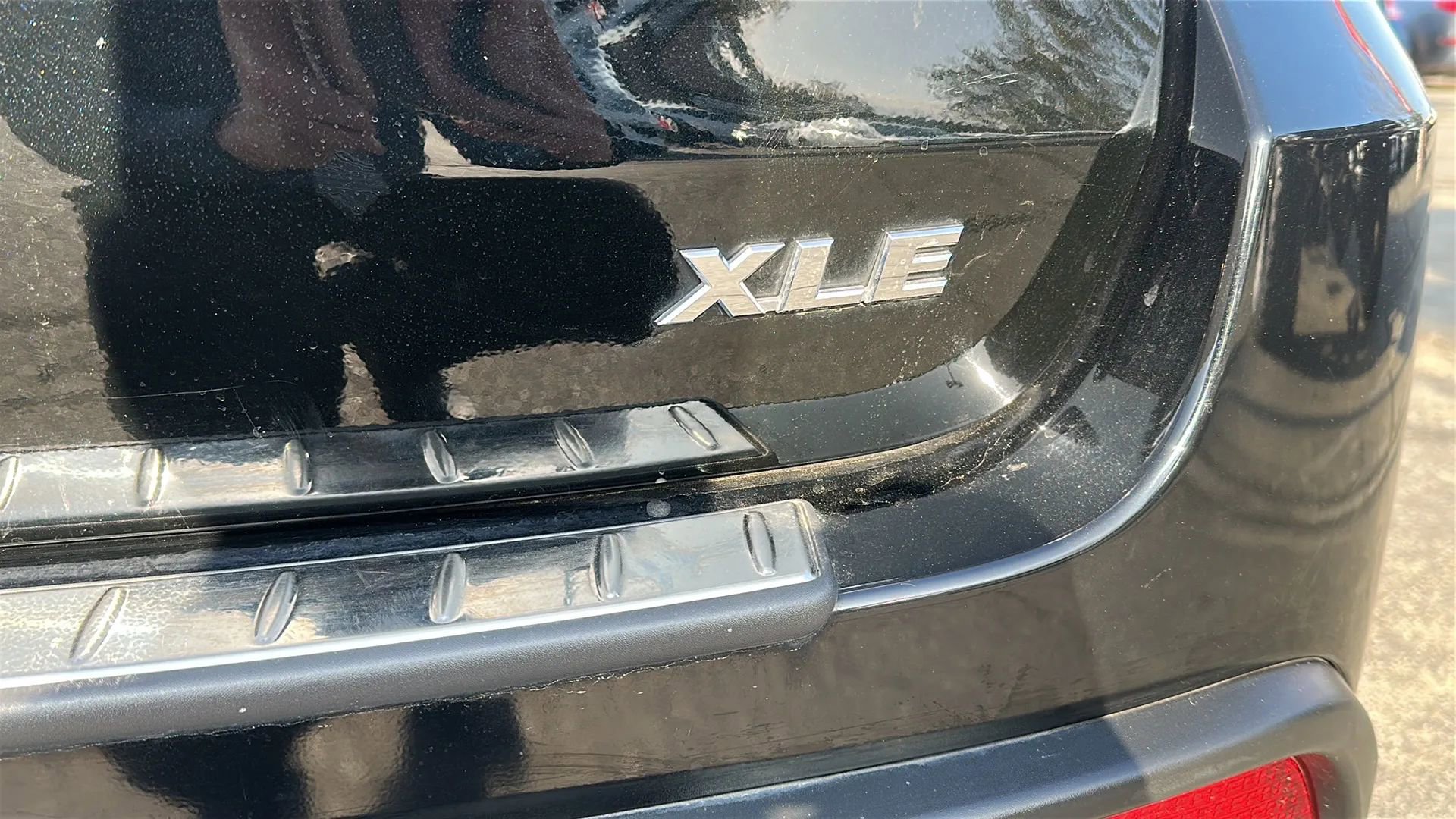 Used 2014 Toyota Highlander XLE image 24