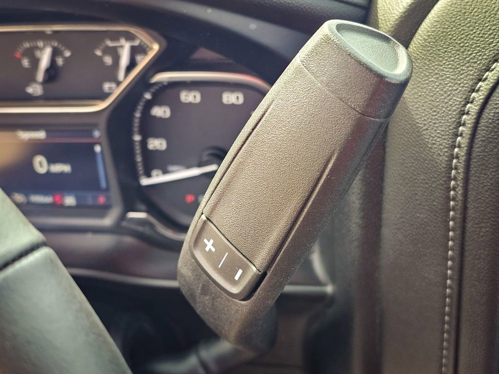 Used 2020 GMC Sierra 1500 Elevation w/ Elevation Value Package image 19