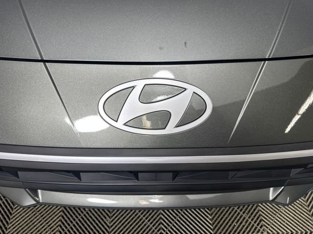 Certified 2025 Hyundai Elantra Sport image 9