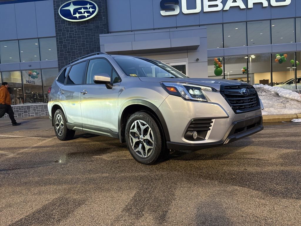Used 2023 Subaru Forester Premium image 6