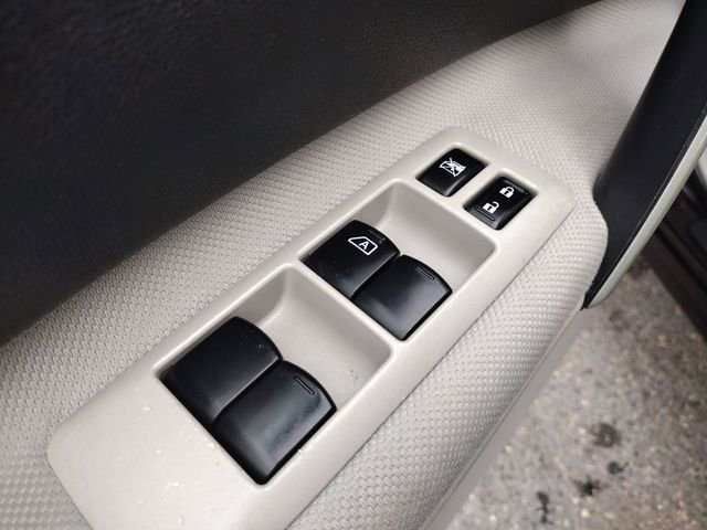 Used 2014 Nissan Rogue S w/ Convenience Package image 24