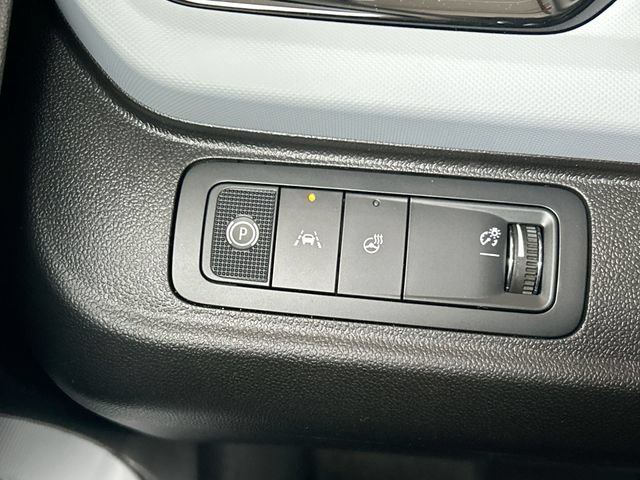 New 2027 Chevrolet Bolt LT w/ Comfort Package FWD image 17