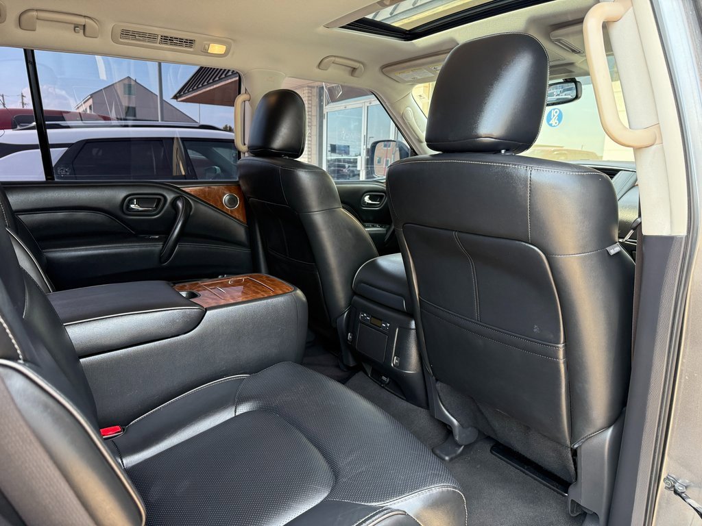 Used 2019 INFINITI QX80 Luxe w/ All-Season Package image 14