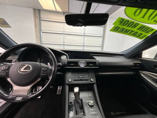 Used 2016 Lexus RC 200t RWD image 4