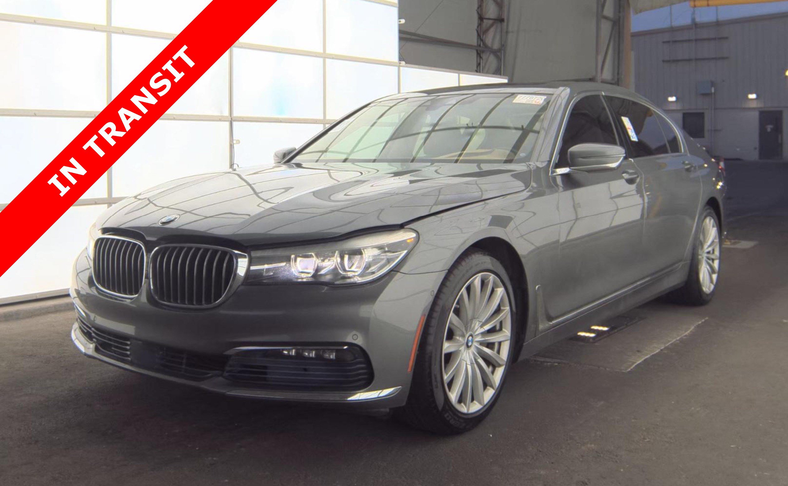 Used 2017 BMW 740i RWD image 1