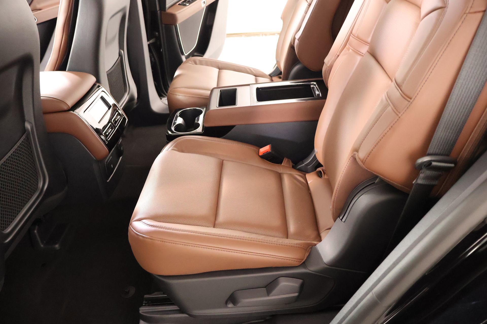 New 2026 Lincoln Aviator Reserve AWD/4WD image 12