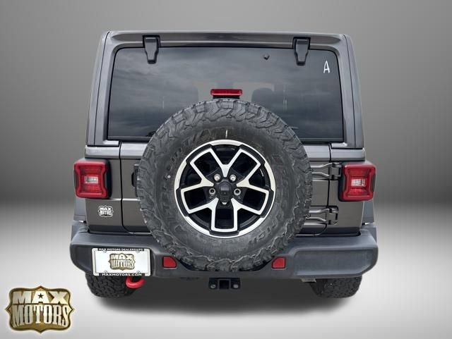 Used 2025 Jeep Wrangler Unlimited Rubicon AWD/4WD image 7