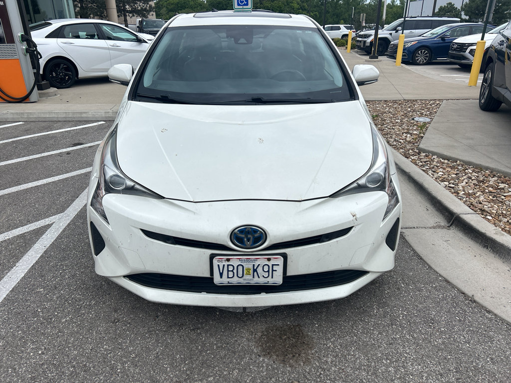 Used 2016 Toyota Prius Four w/ Advanced Technology Package FWD image 2