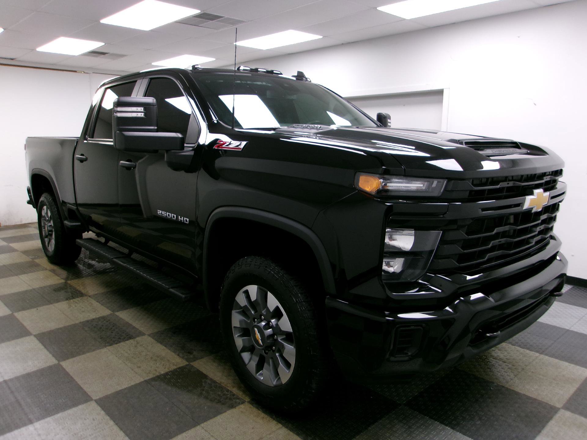 Certified 2024 Chevrolet Silverado 2500 Custom w/ Custom Value Package image 14