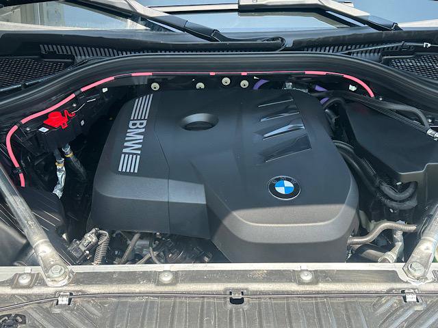 Used 2025 BMW X3 xDrive30i AWD/4WD image 11