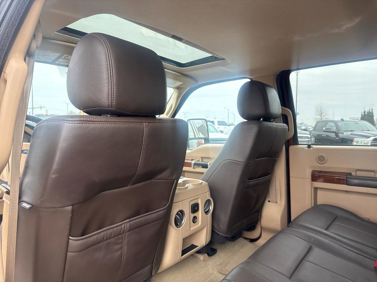 Used 2015 Ford F250 King Ranch w/ King Ranch w/Chrome Package image 28