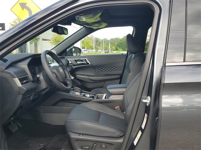 New 2025 Mitsubishi Outlander SEL Black Edition image 19