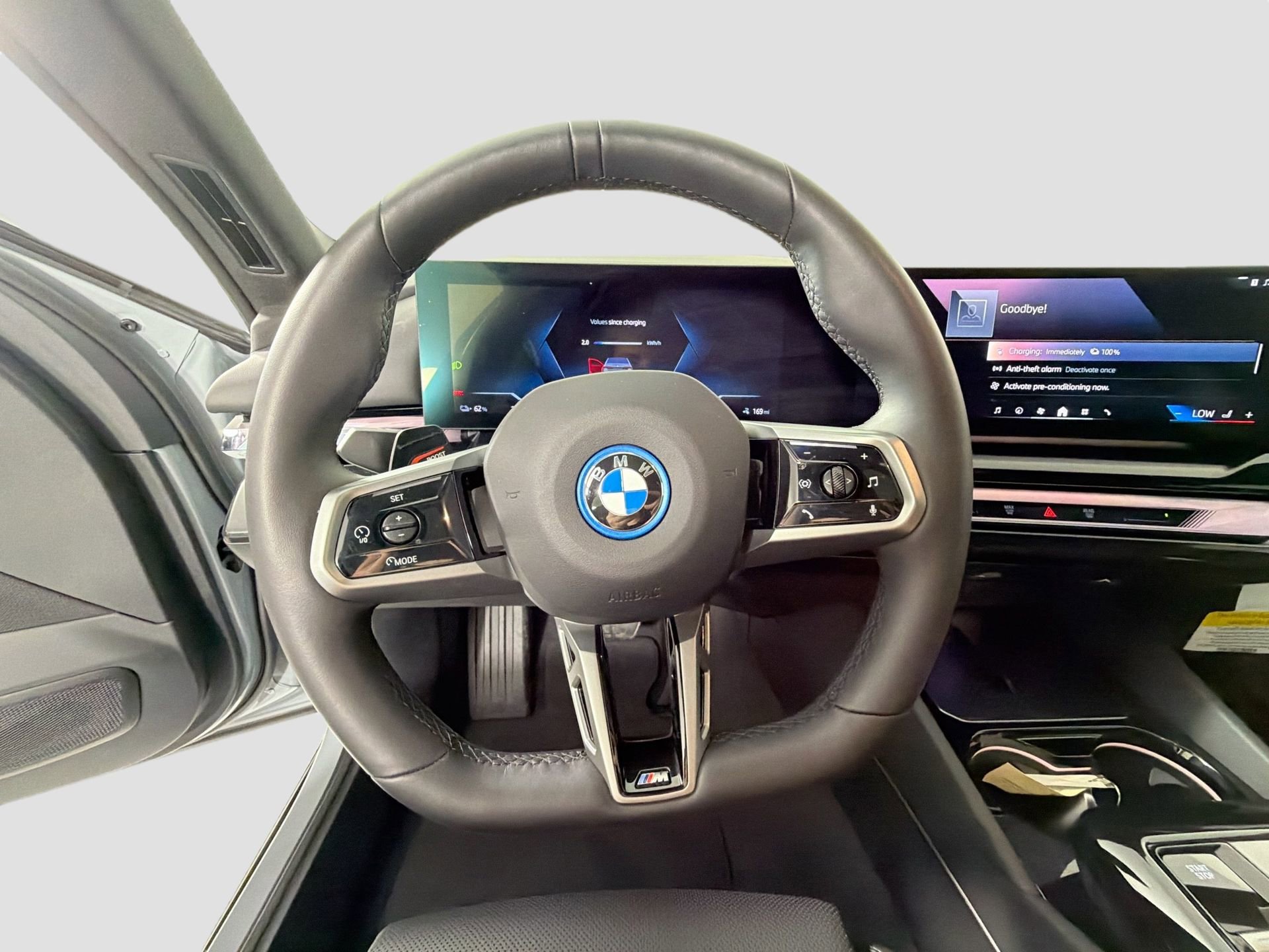 Certified 2025 BMW i5 eDrive40i w/ M Sport Package image 12