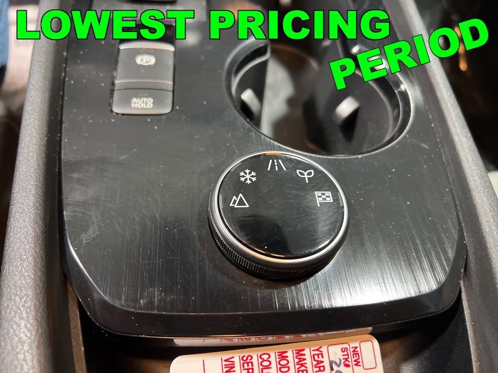 Used 2022 Nissan Rogue SV image 31