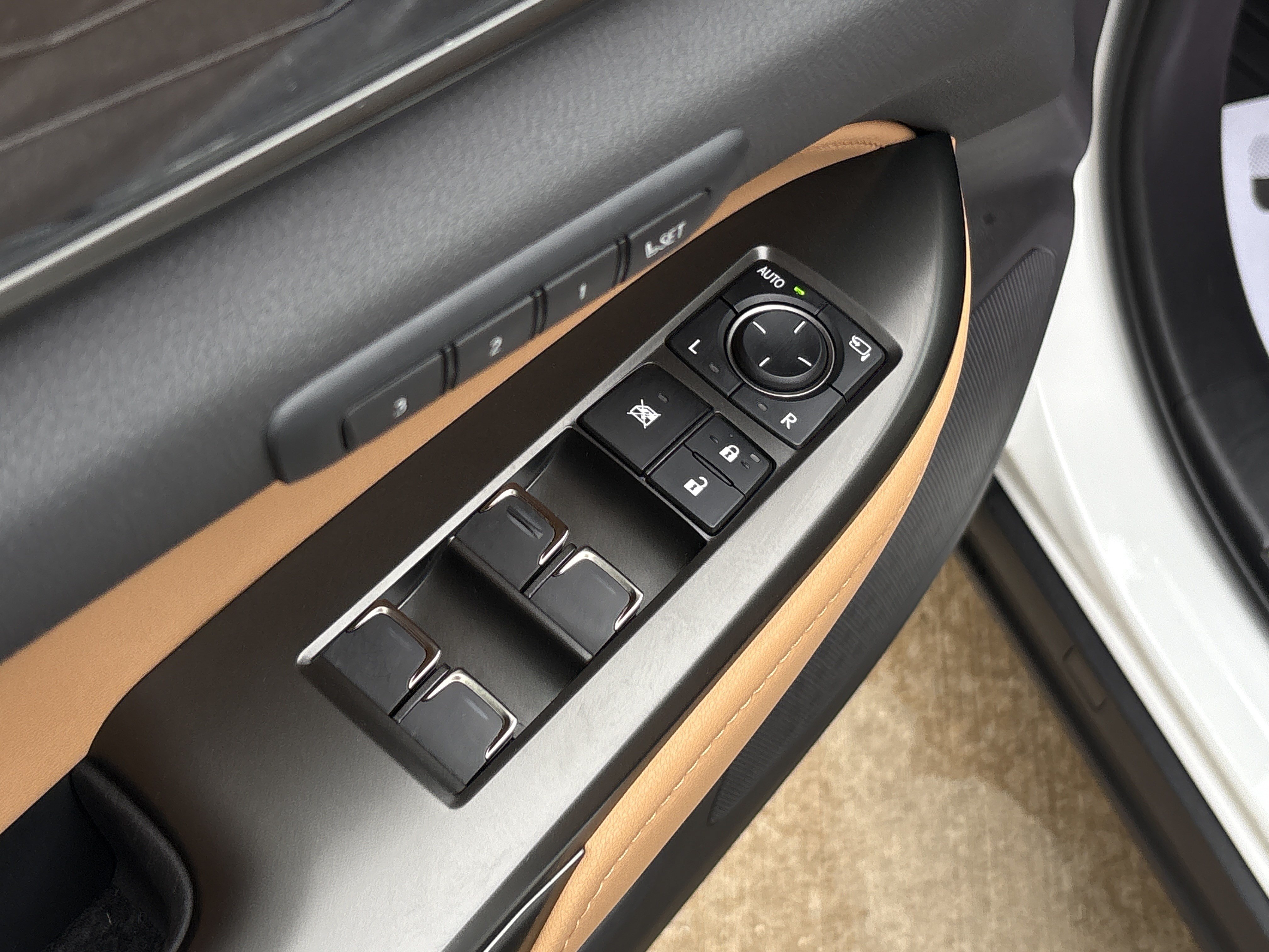 Certified 2026 Lexus NX 350 AWD w/ Accessory Package (2T) image 15