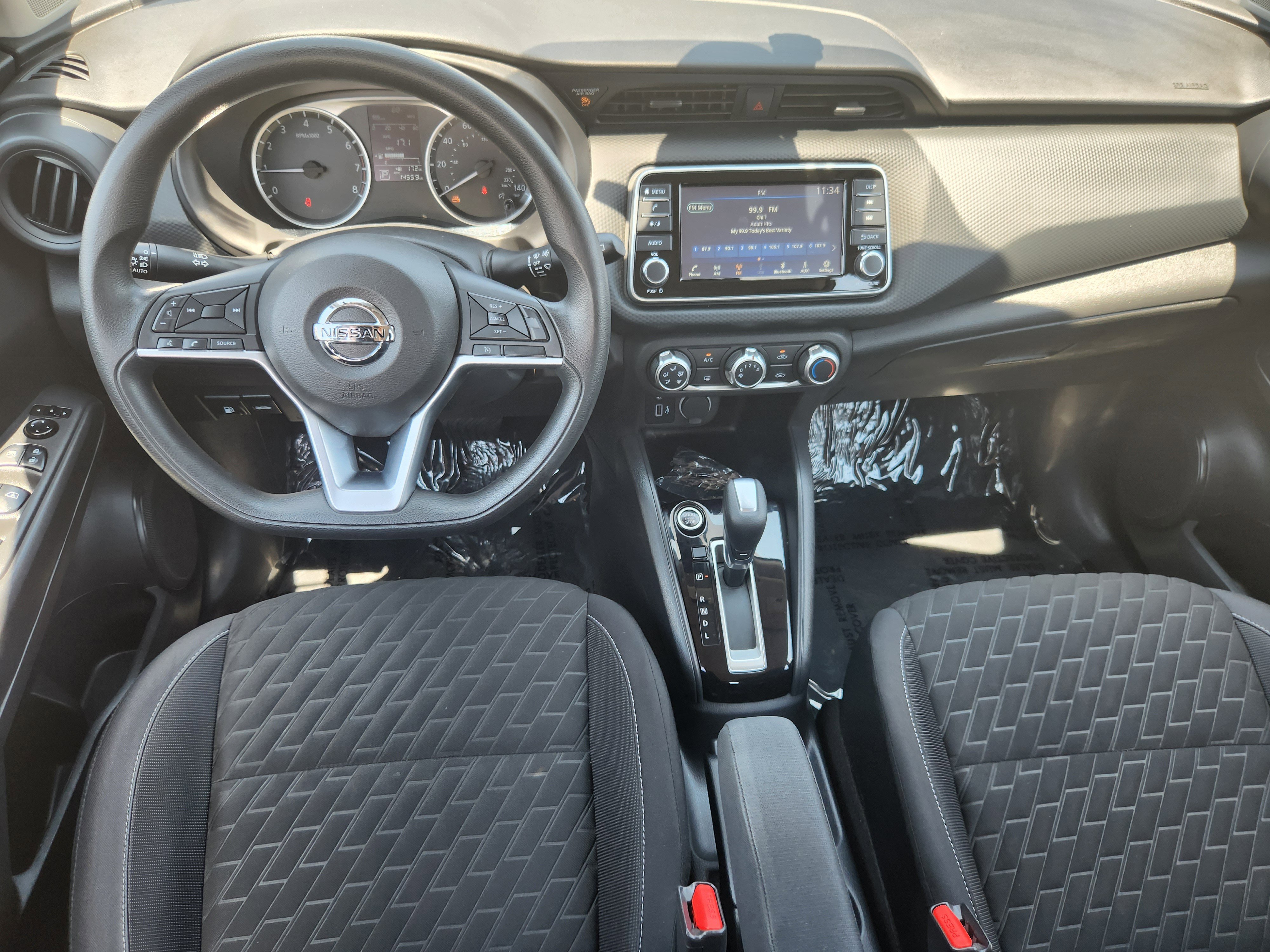 Used 2021 Nissan Kicks S image 10