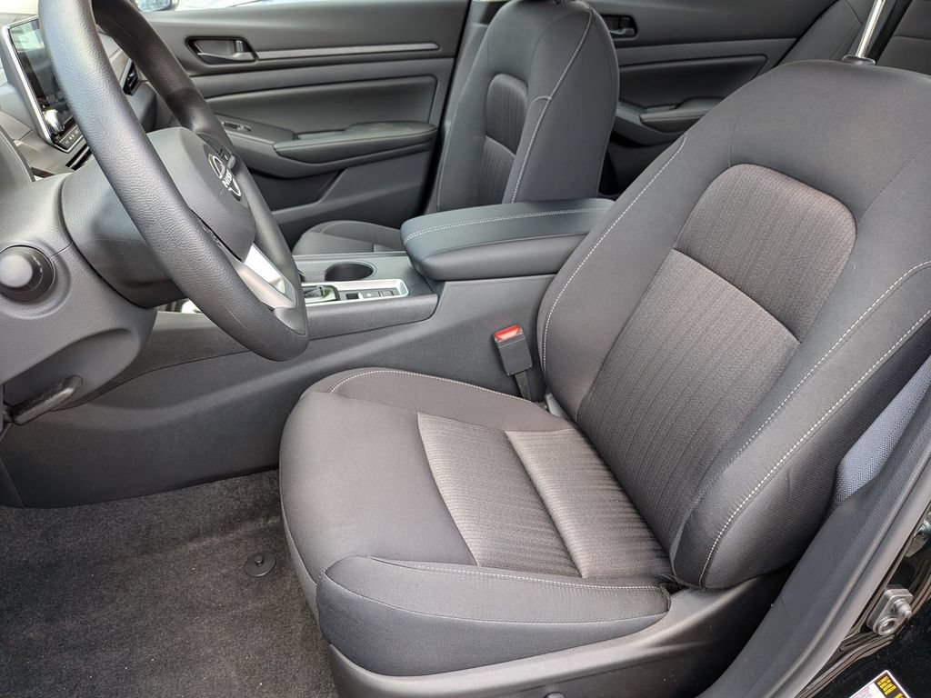 New 2026 Nissan Altima 2.5 SV AWD/4WD image 6