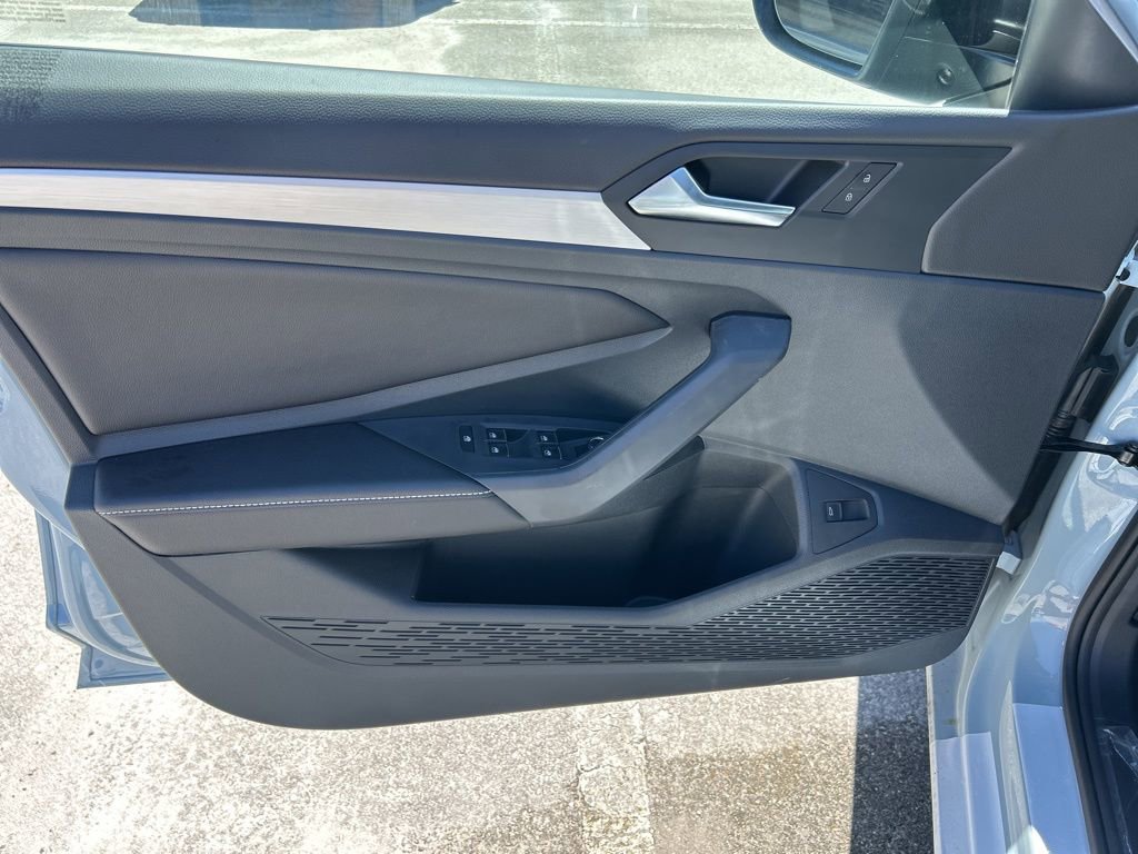 New 2025 Volkswagen Jetta Sport image 10