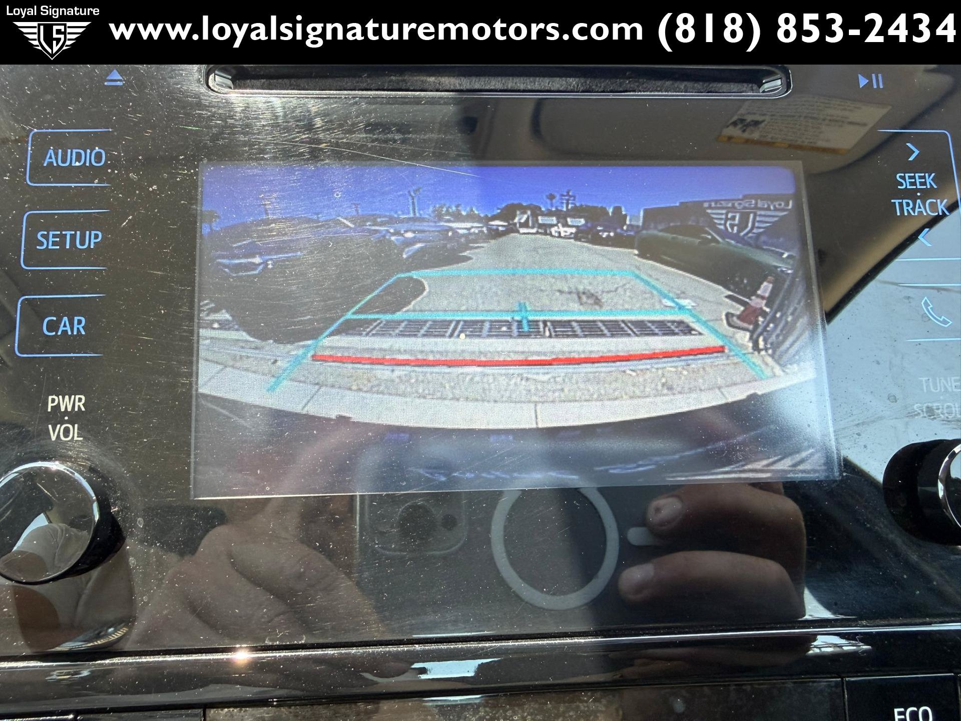 Used 2018 Toyota Prius Two w/ Prius Two Safety Plus Package FWD image 26